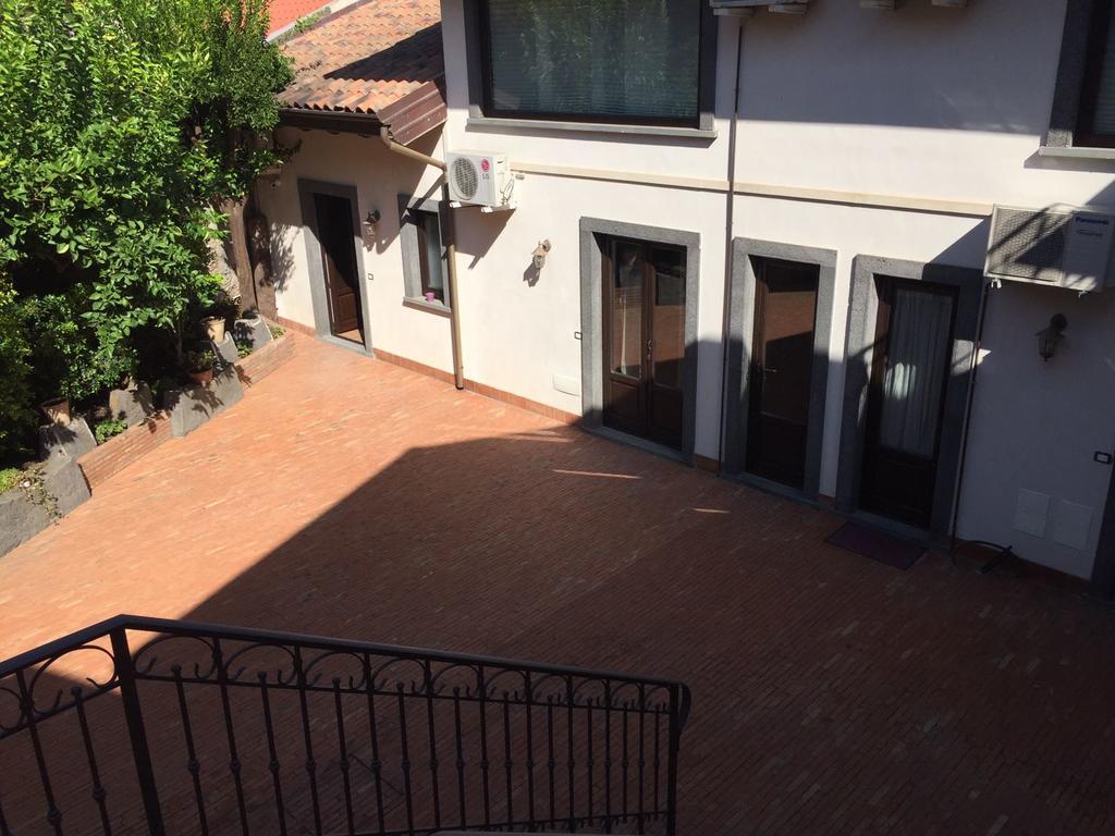 特雷卡斯塔尼 Domus Giuliae酒店 外观 照片